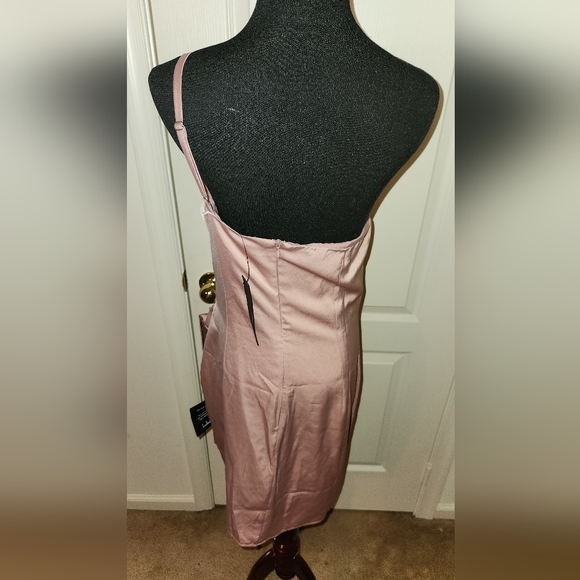 NWT! LULUS MINI DRESS! - Picture 9 of 12